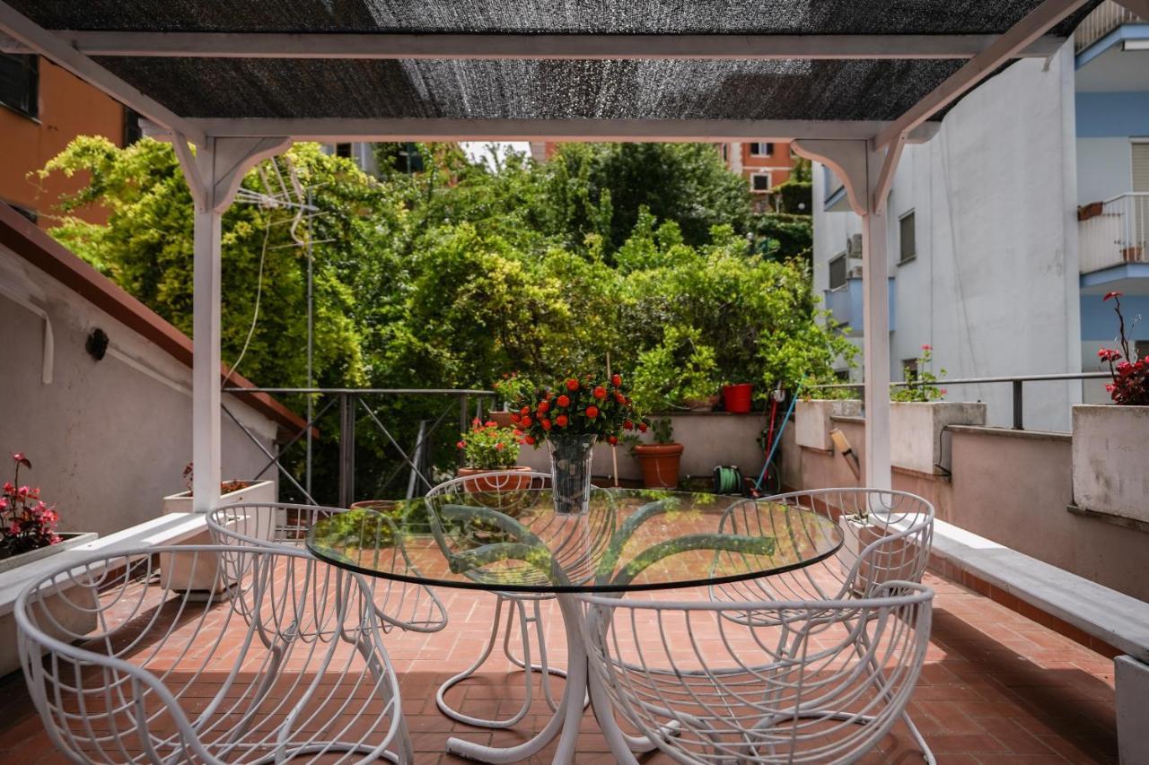 Stunning Terrace Vatican City Appartamento Roma Esterno foto